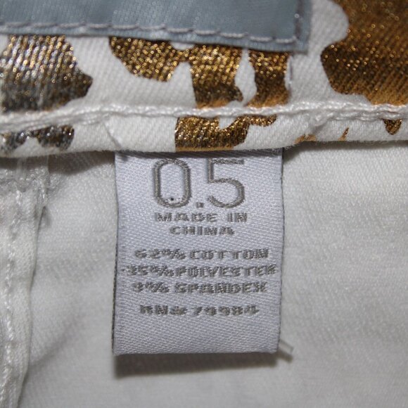 Chicos Platinum Denim Sz 0.5 x 24 White Gold Silver Animal Print Cotton Jeans - Picture 7 of 14